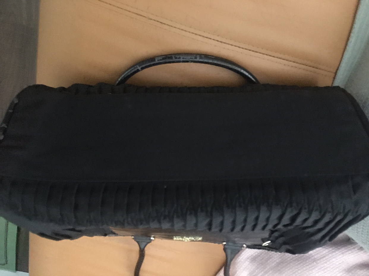 #freecycle Kipling black handbag image indicator(4)