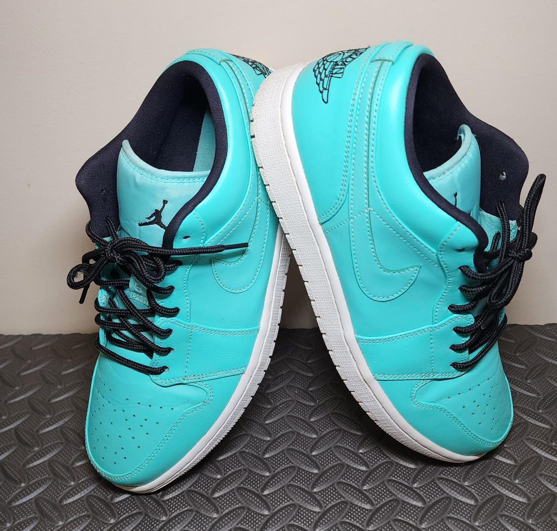 Jordan 1 Retro Low Hyper Turquoise Authentic Collectible