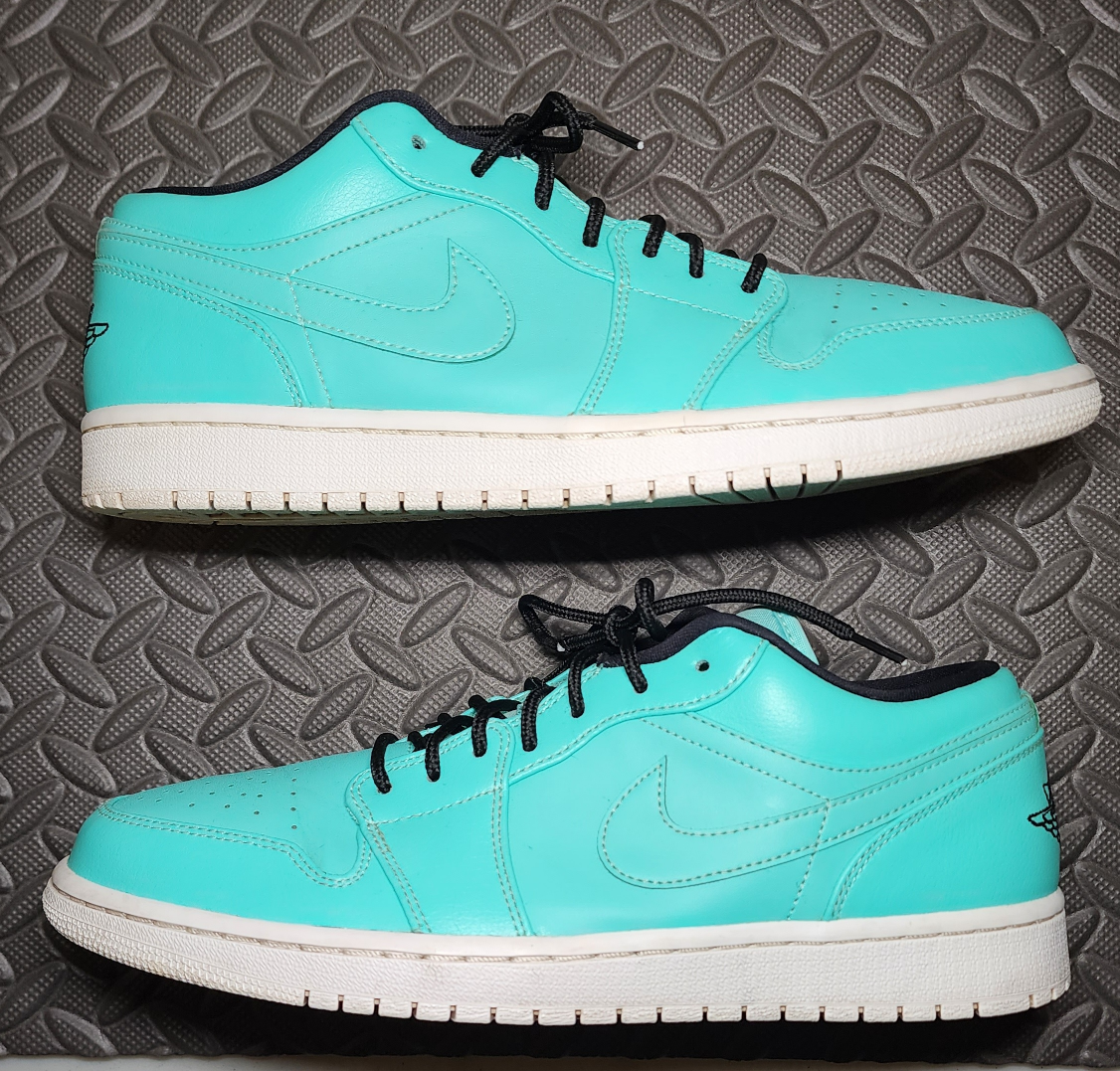 Jordan 1 Retro Low Hyper Turquoise Authentic Collectible - photo 4