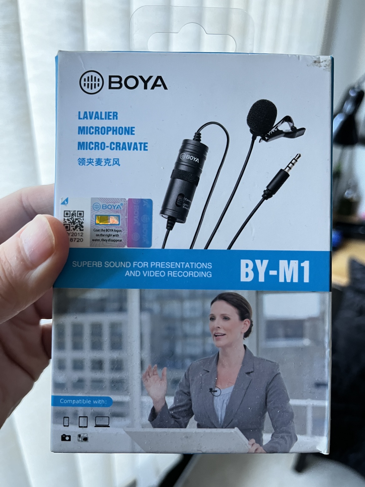 Lavalier microphone thumbnail