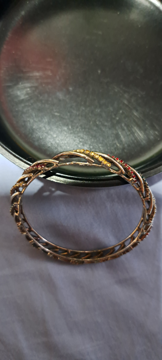Bangles image indicator(4)