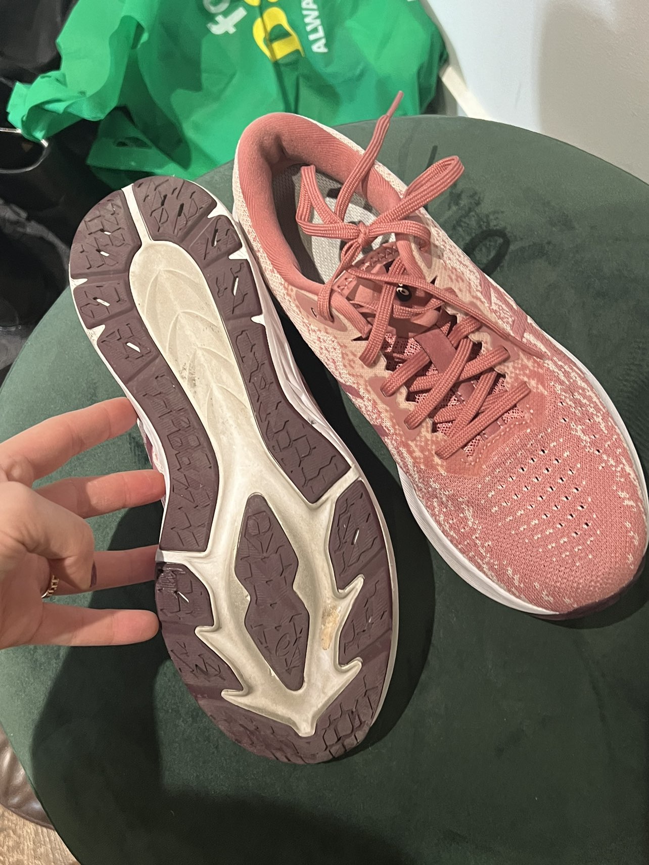 Asics running shoe size 8 - photo 2