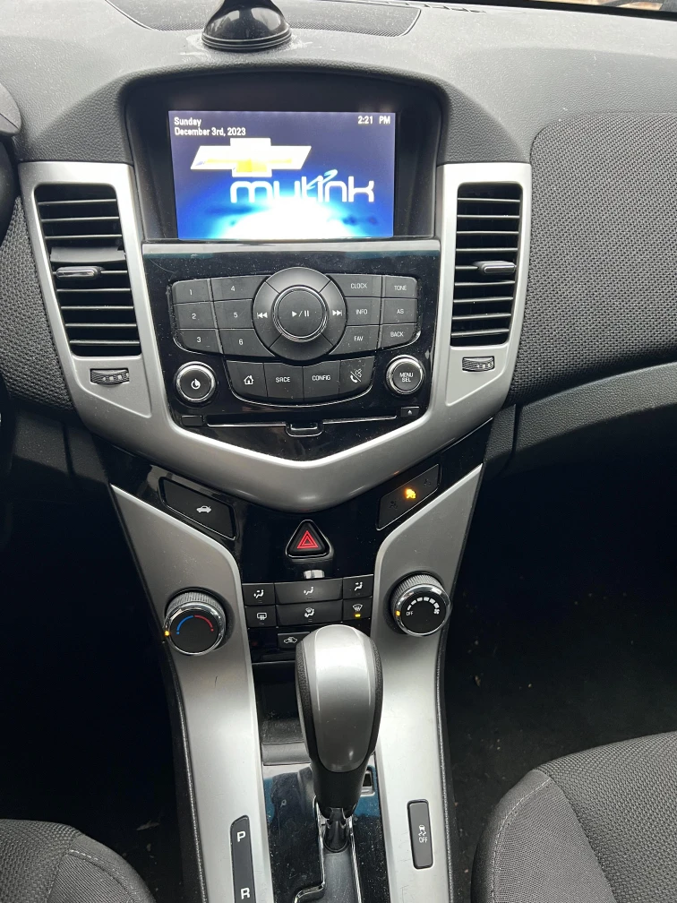 2015 Chevrolet Cruze thumbnail