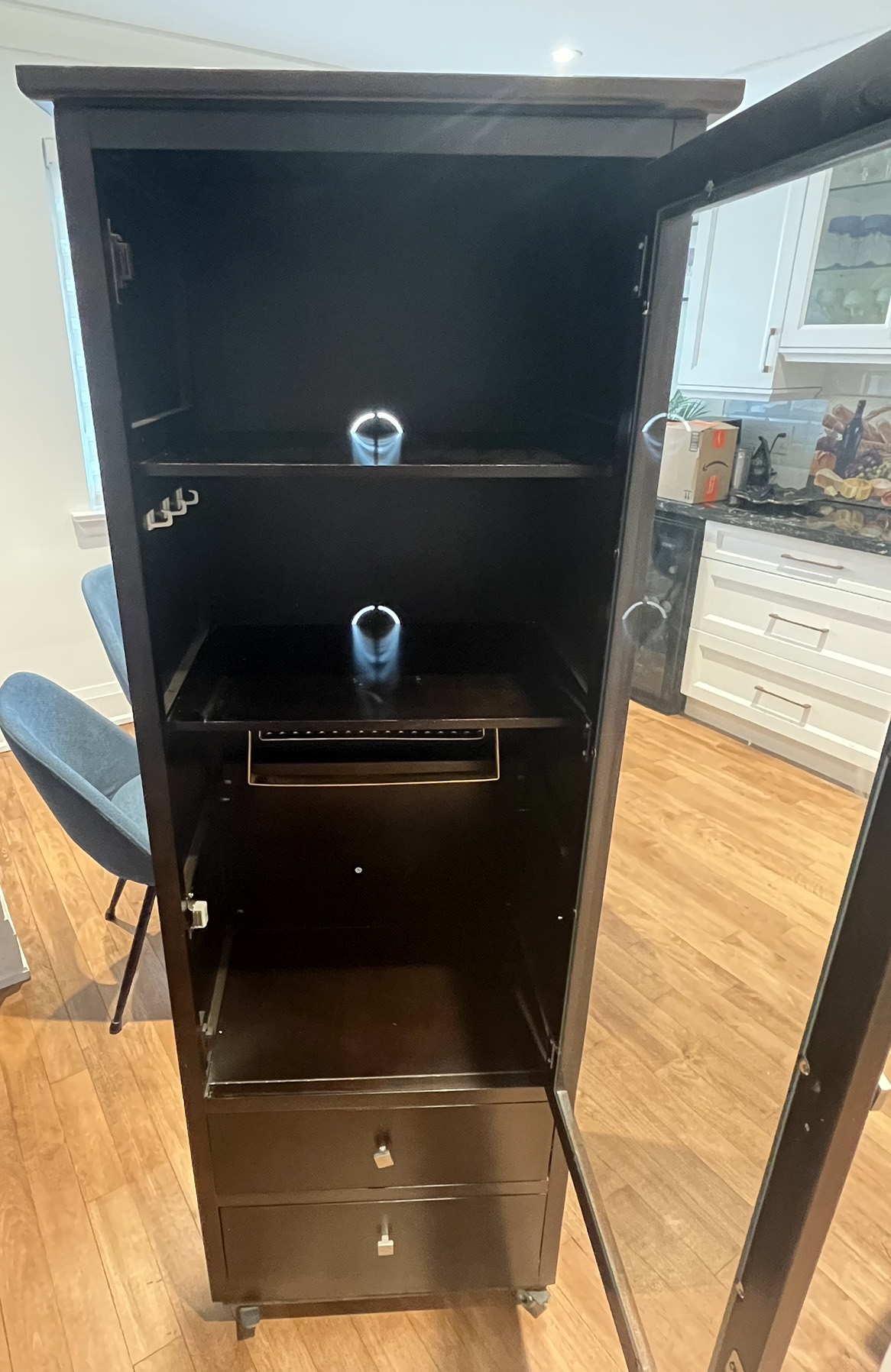 Cabinet - photo 3