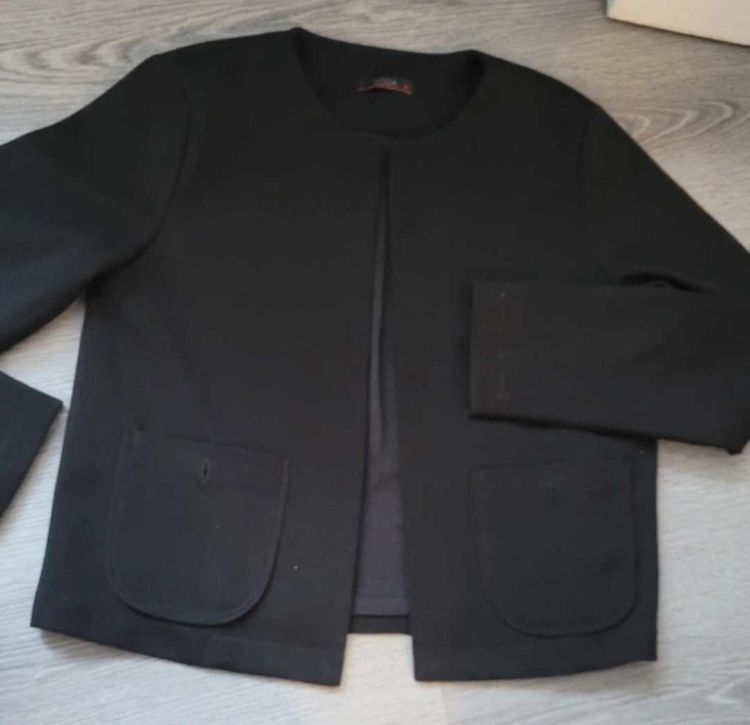 Blazer for women image indicator(2)