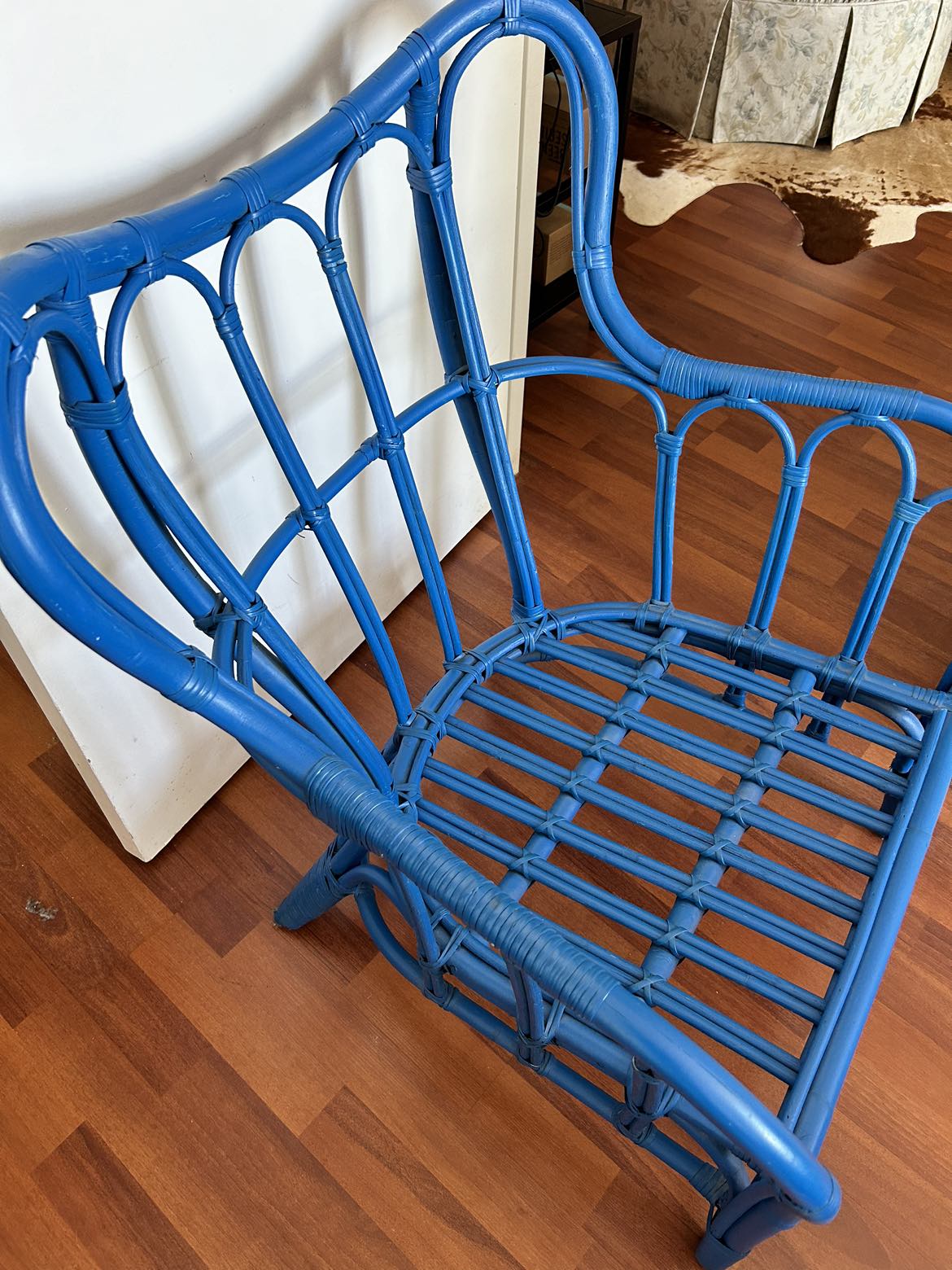 Ikea chair thumbnail
