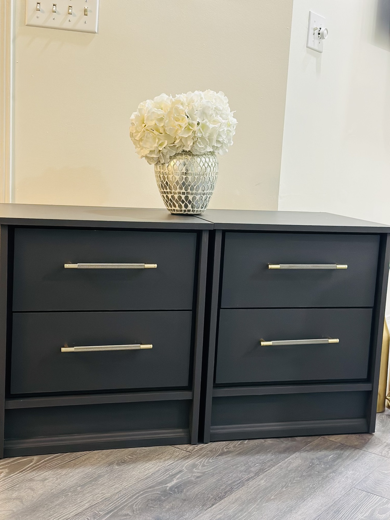 Nightstands (2) image indicator(3)