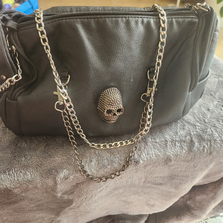 skull purse
