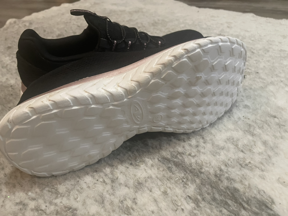 Running shoes - Father light image indicator(2)