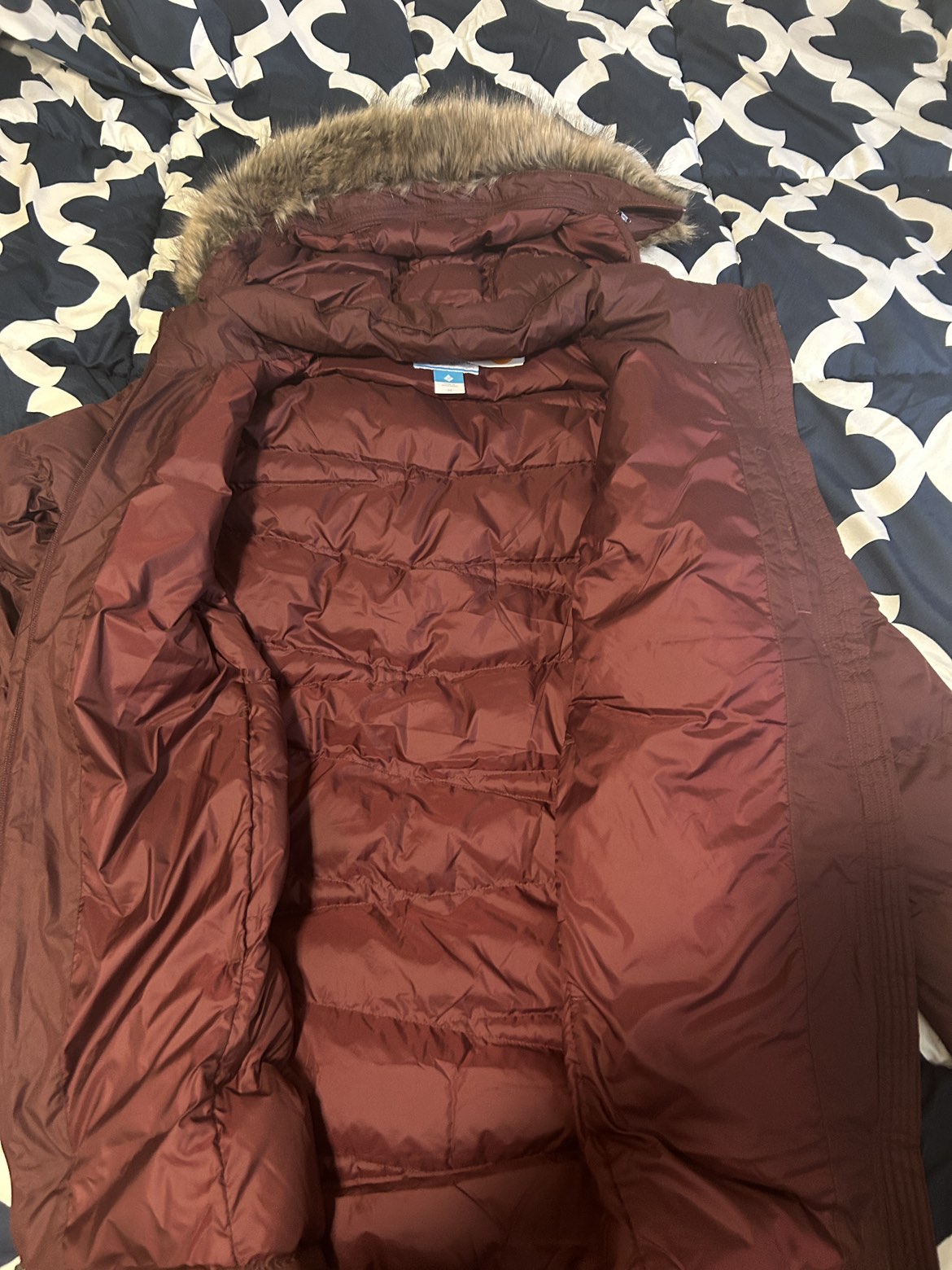 Women’s Columbia Winter Jacket image indicator(5)