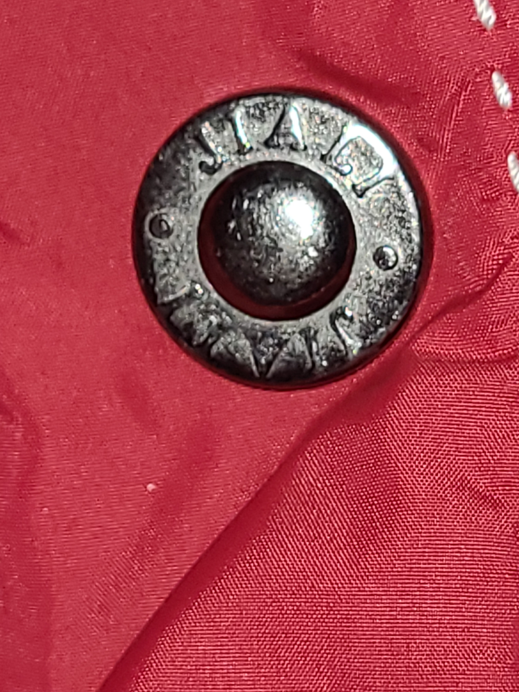 Jiali Red Parka image indicator(4)