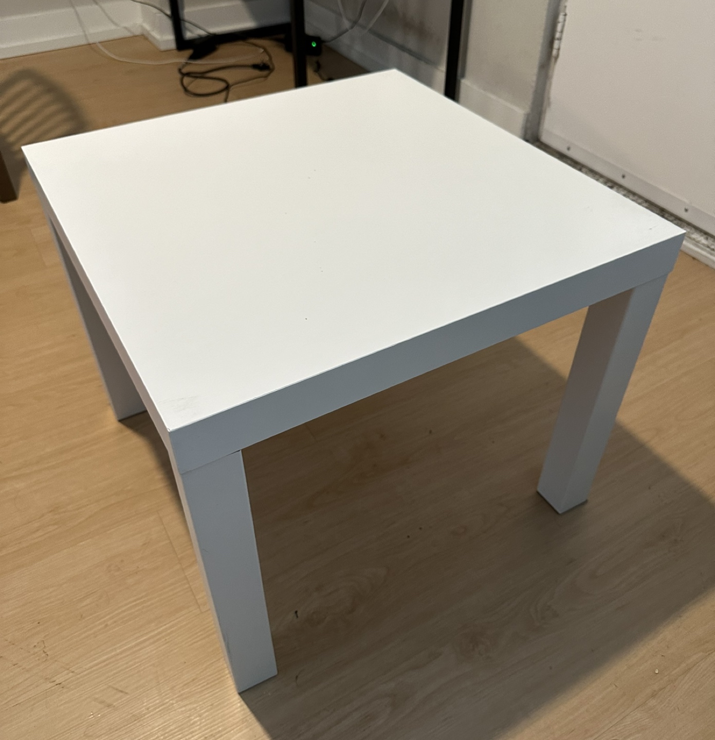 IKEA table white thumbnail