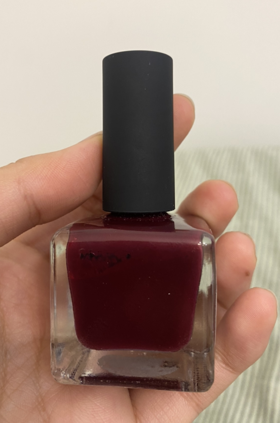 #freecycle Urban Outfitters — NAIL POLISH (3) image indicator(4)