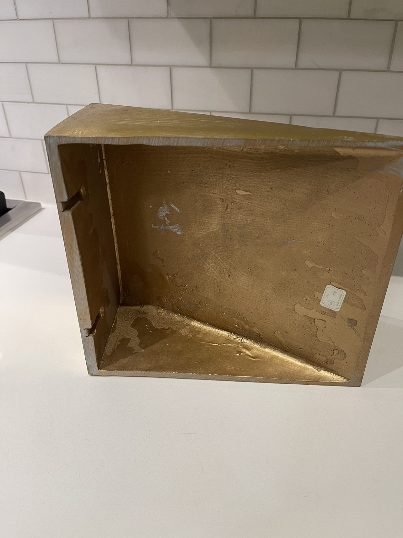 Bombay Company Gold Leaf shelf image indicator(3)