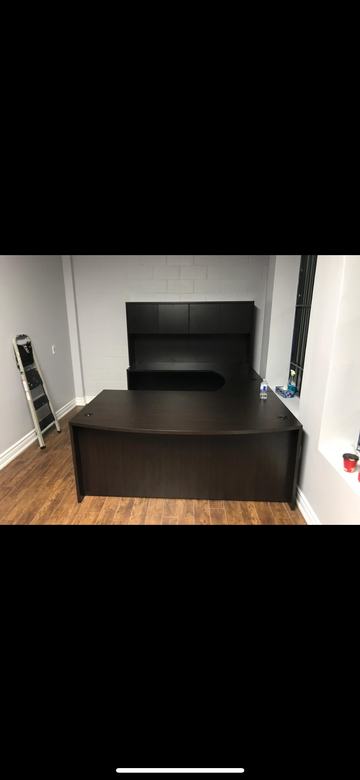 Executive Office Desk - photo 3