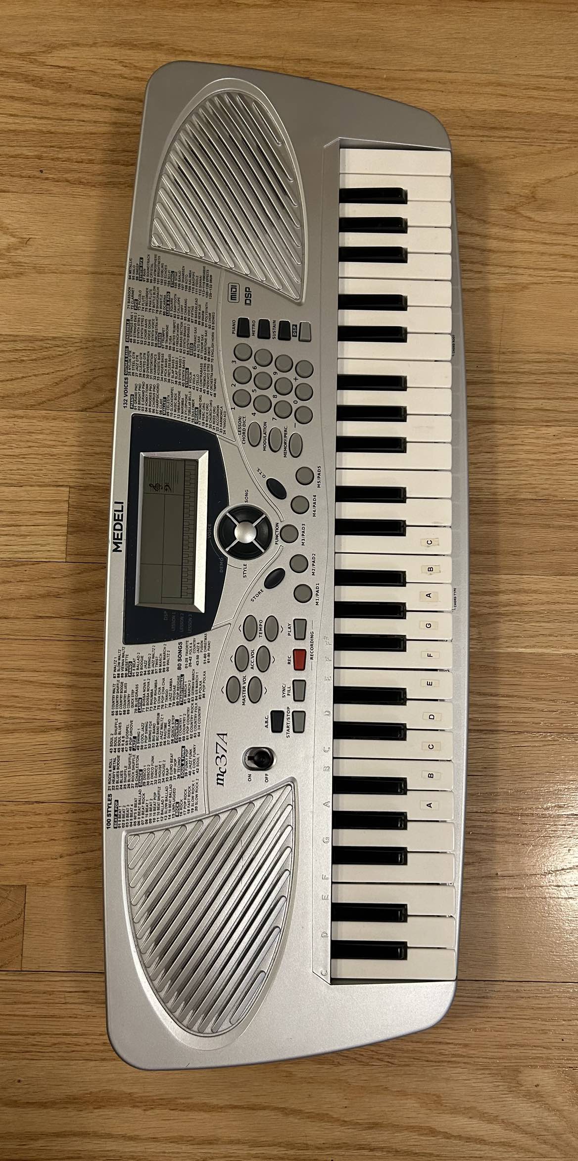 Medeli keyboard piano
