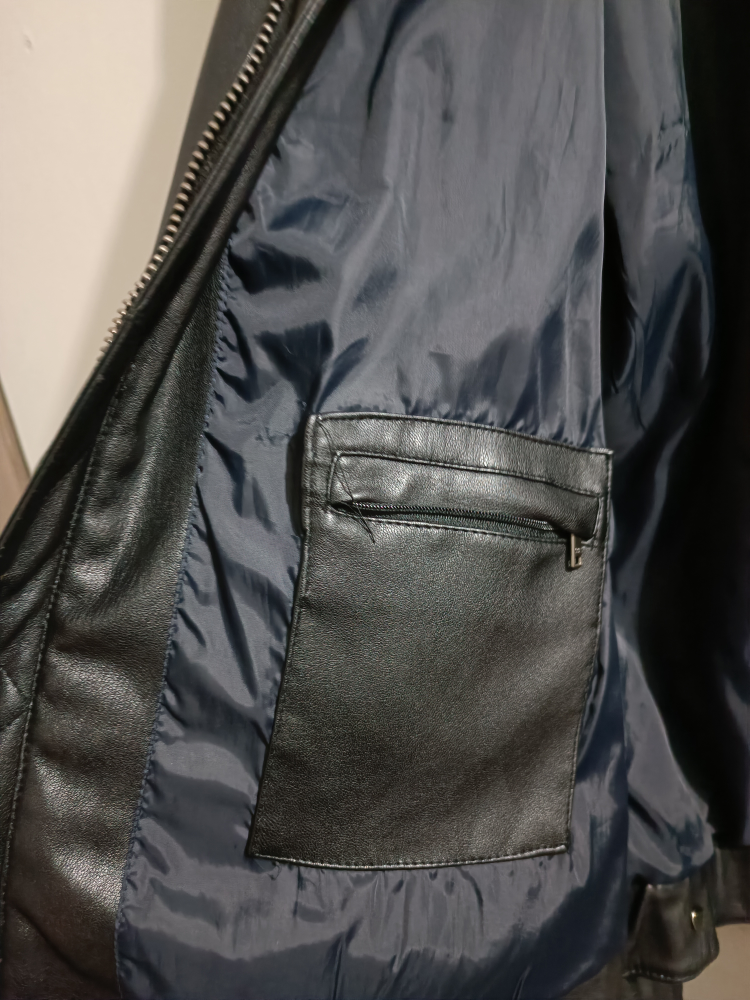 Zara leather jacket black color Size XXL but fit to XL image indicator(5)