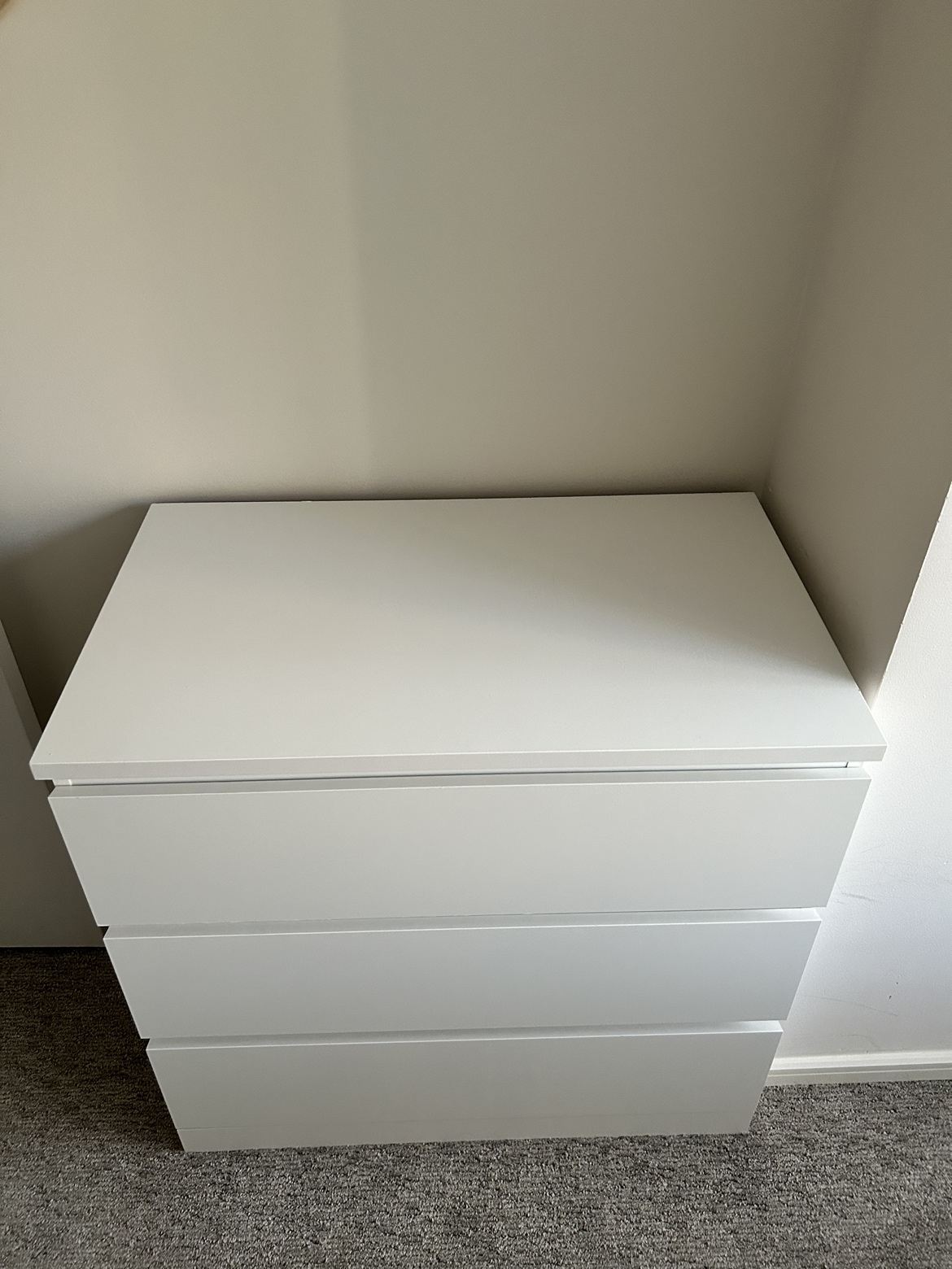 Ikea - MALM 3-drawer chest, white, 80x78 cm (31 1/2x30 3/4 ") - photo 2