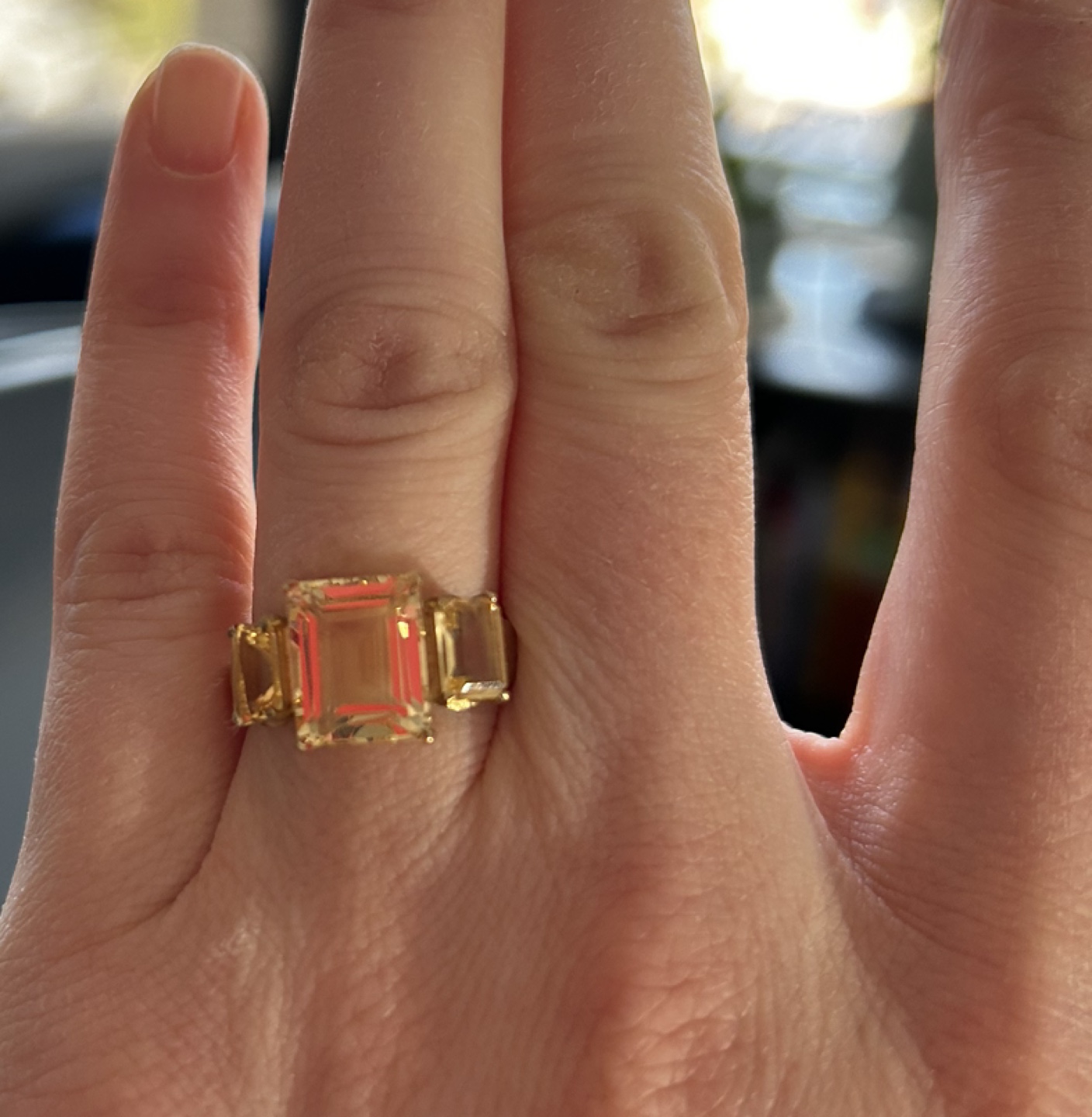 10K gold and citrine ring and stud earrings image indicator(2)