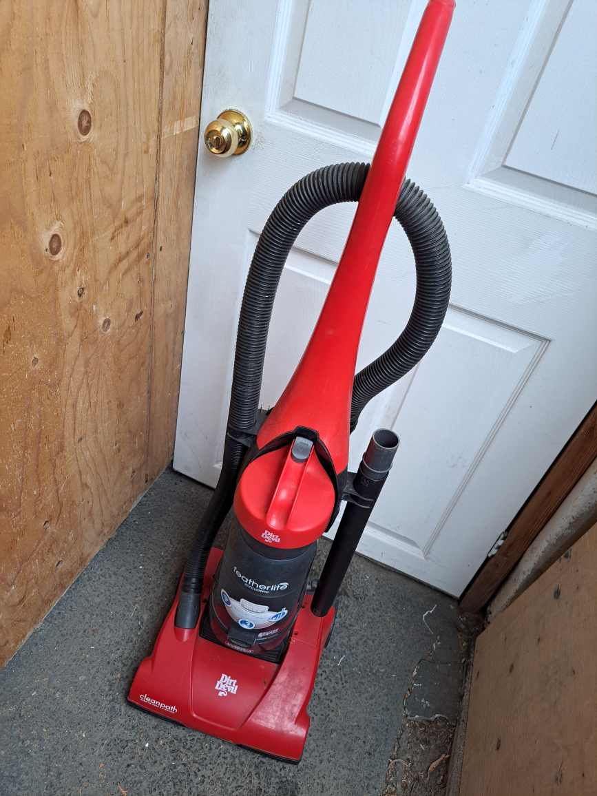 used vacuum thumbnail