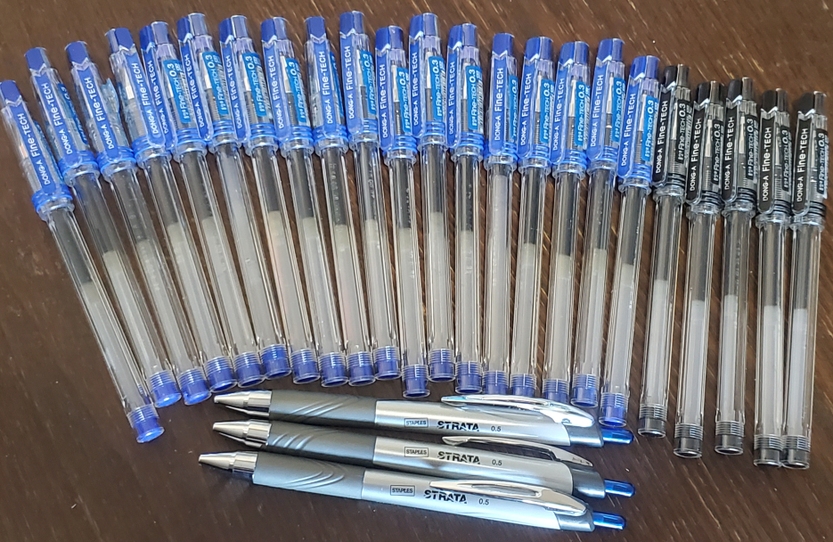Fine Tech Gel ink pen 0.3mm: blue &black