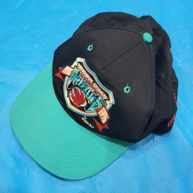 Rare Vancouver Grizzlies 1995 Inaugural The Game Snapback /5000 thumbnail