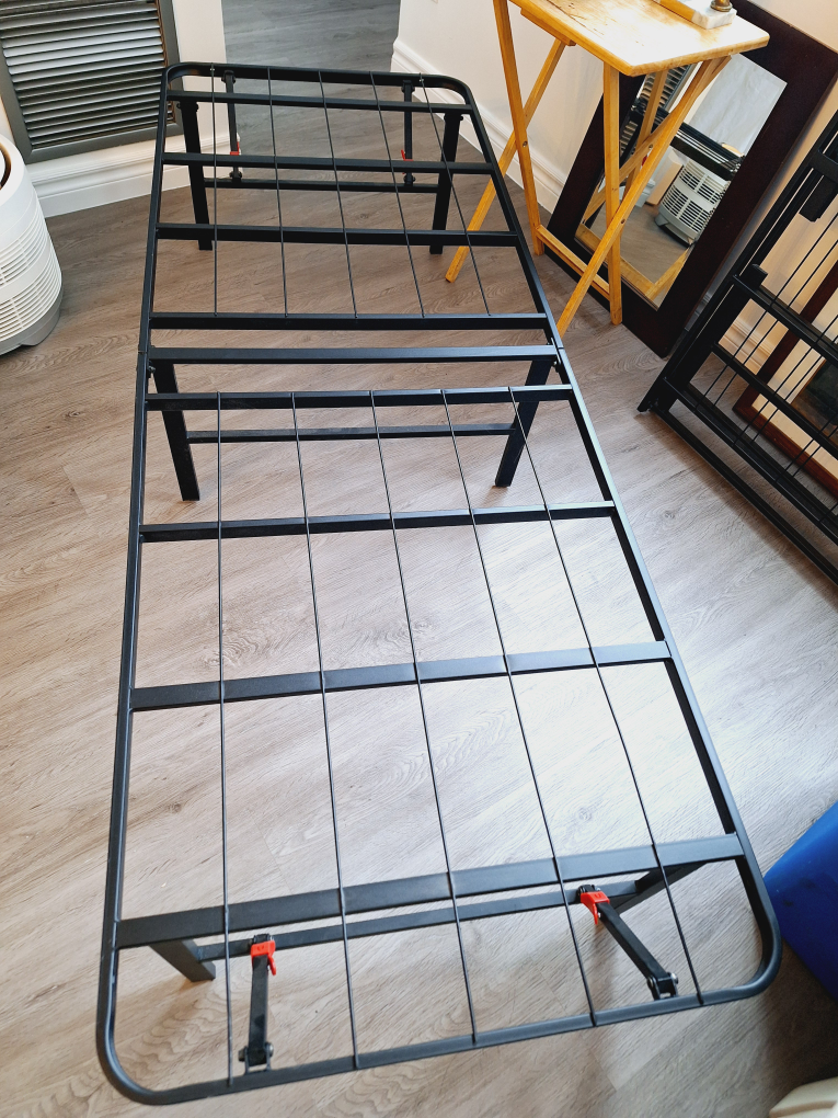 2 Metal bed frames for mattress.