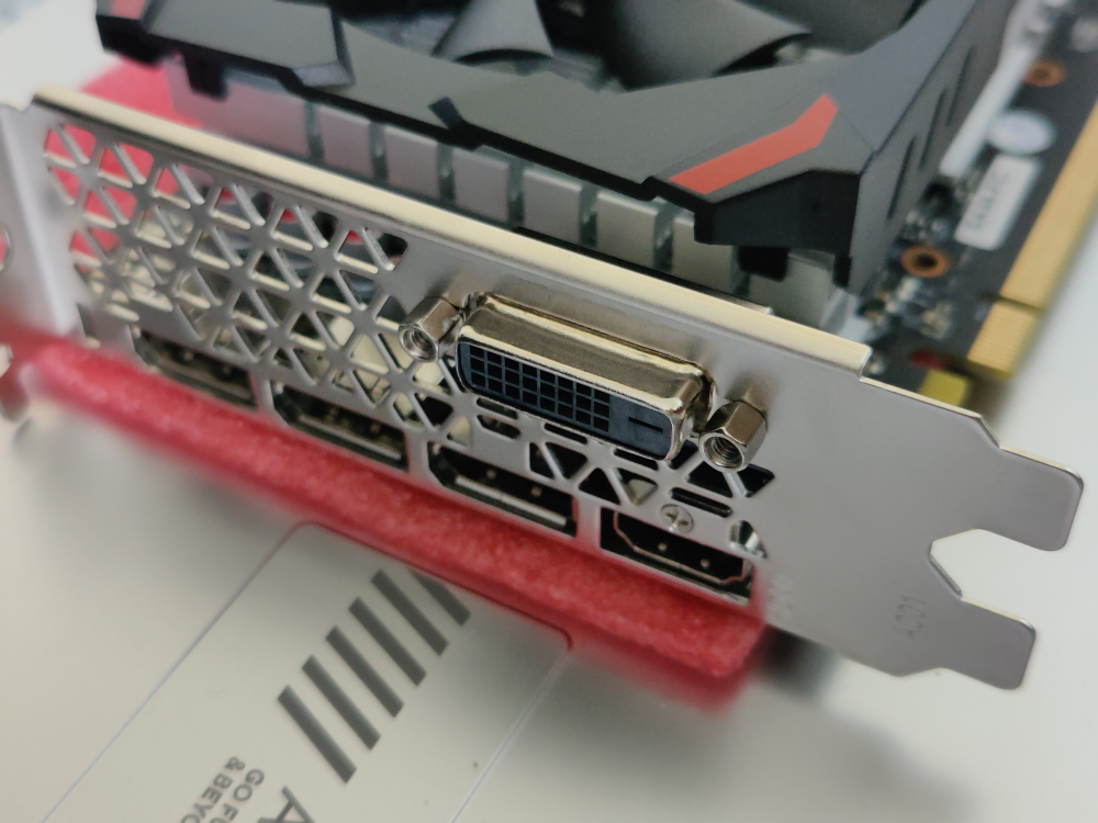 AMD Radeon RX 580 Graphics Card 256bit 8GB GDDR5 image indicator(3)