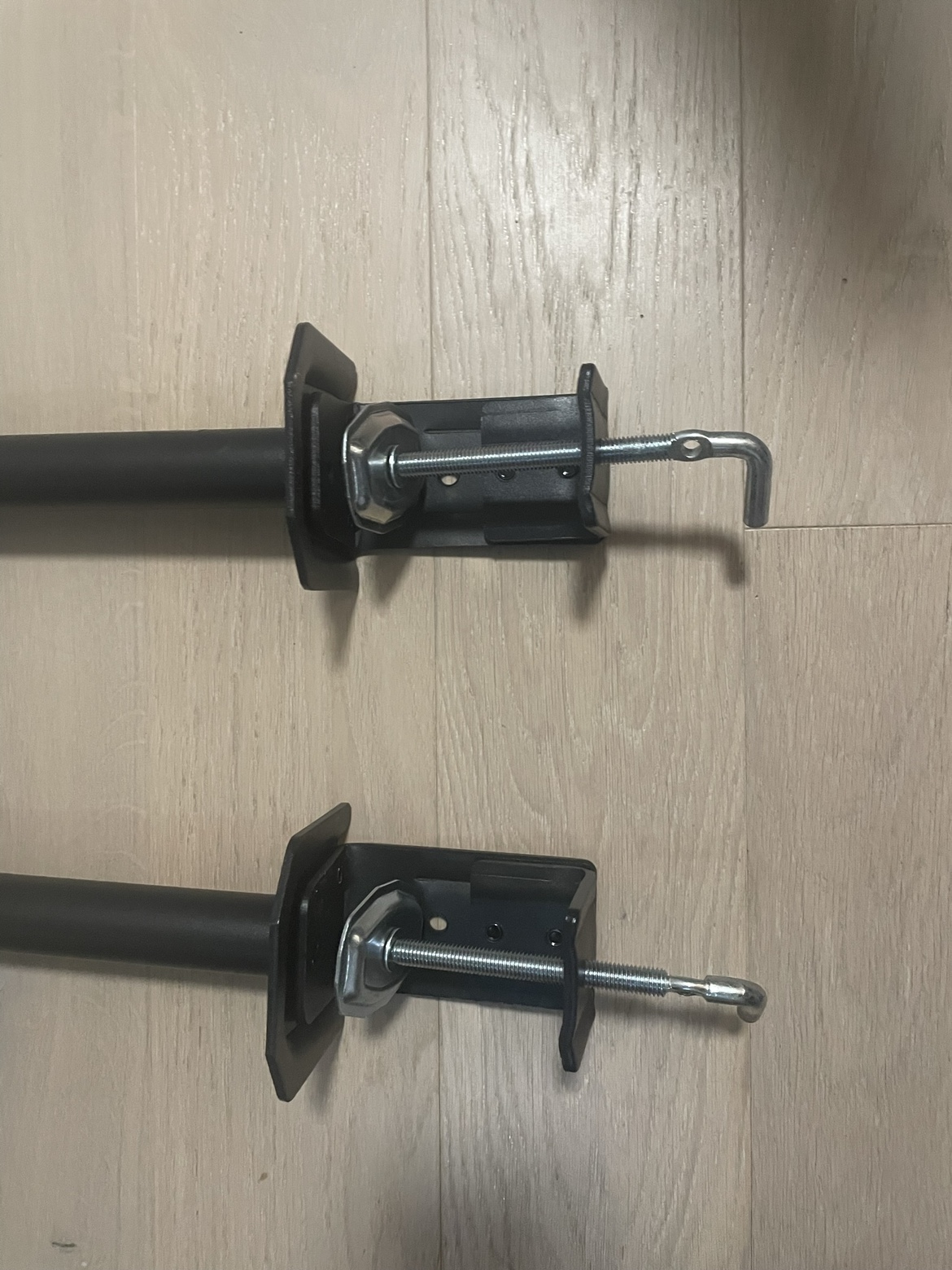 Single Monitor Desk Mounts (2x)