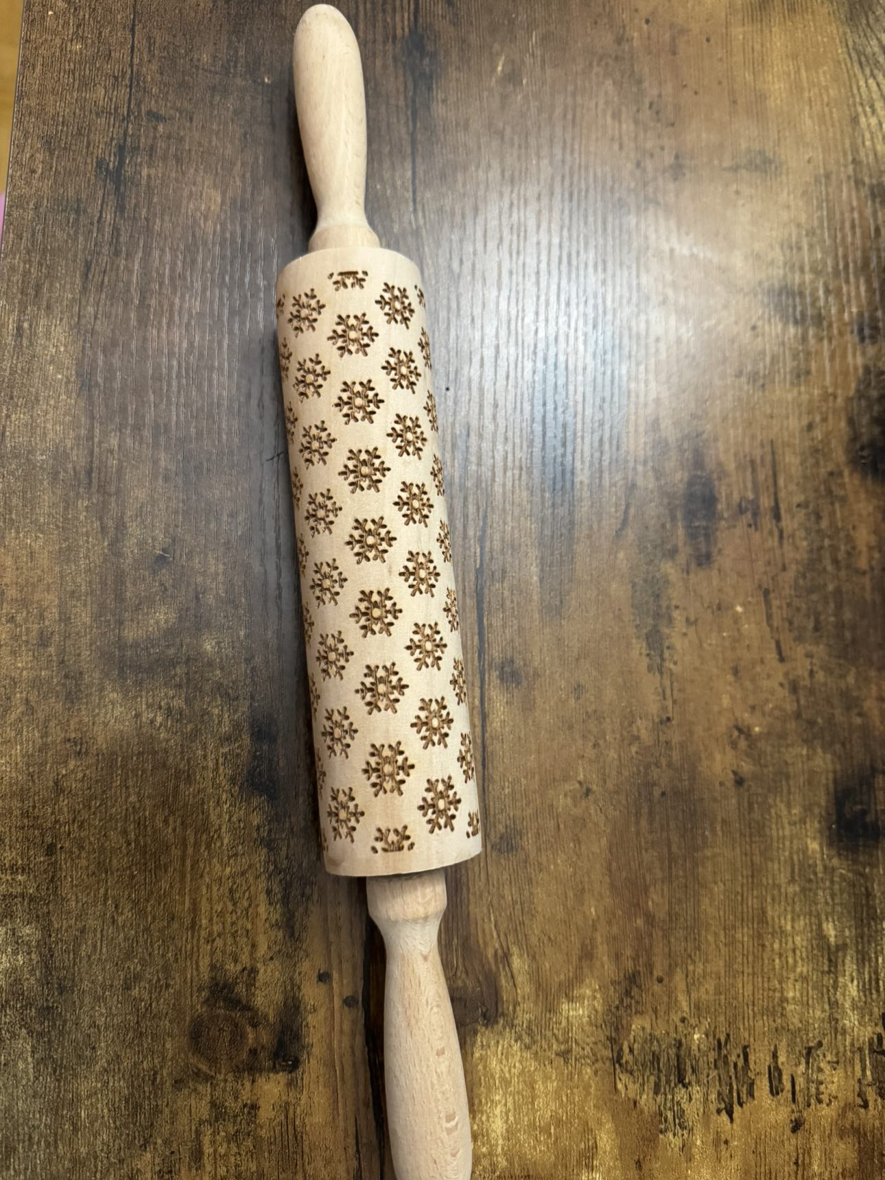 Wooden rolling pin image indicator(2)