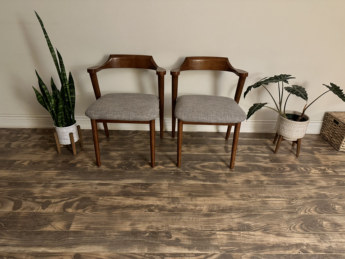 Wooden Chairs (Set of 2) thumbnail