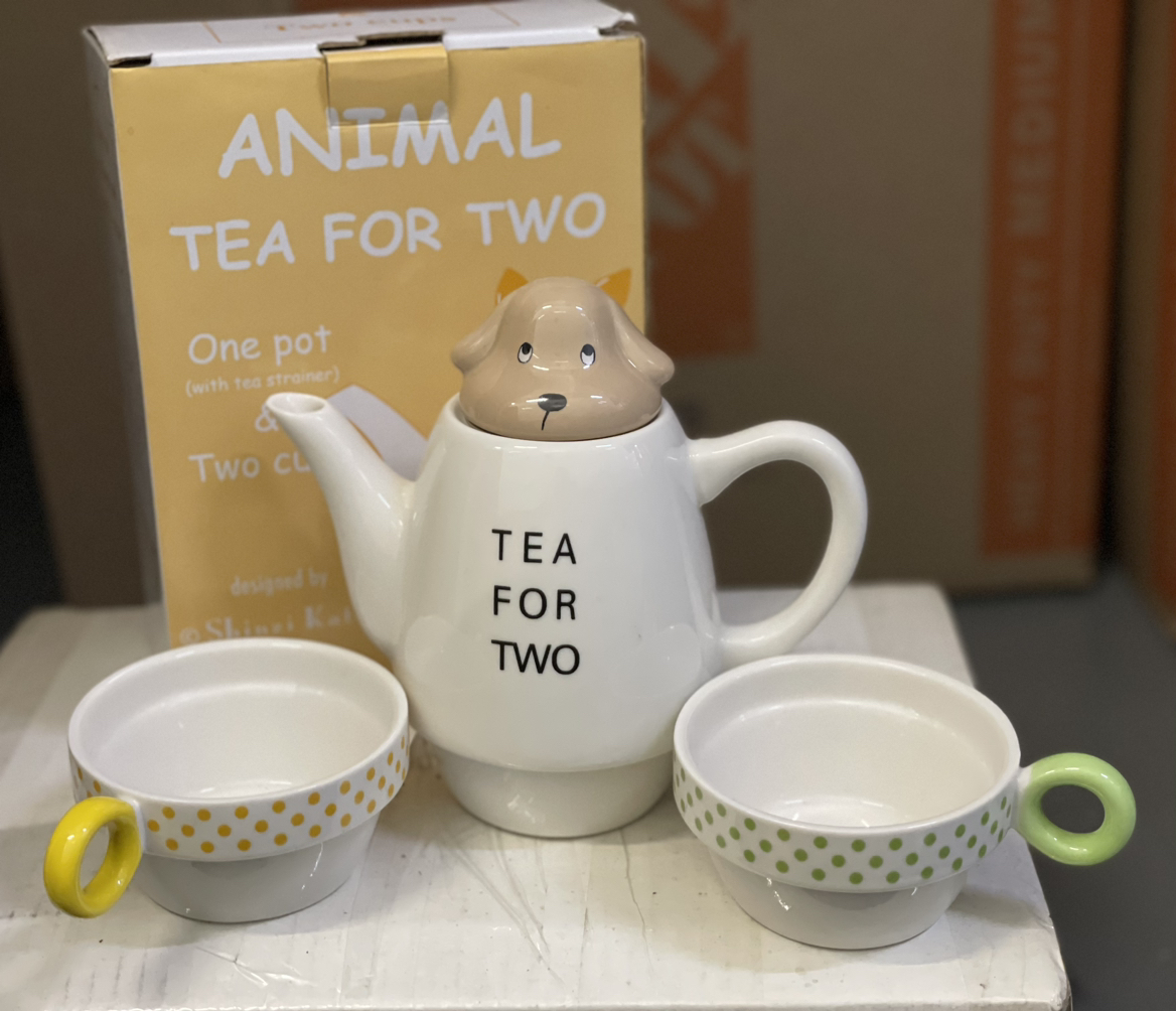 Shinzi Katoh Tea For Two miniature dachshund Tea Pot Set ( NEW)!