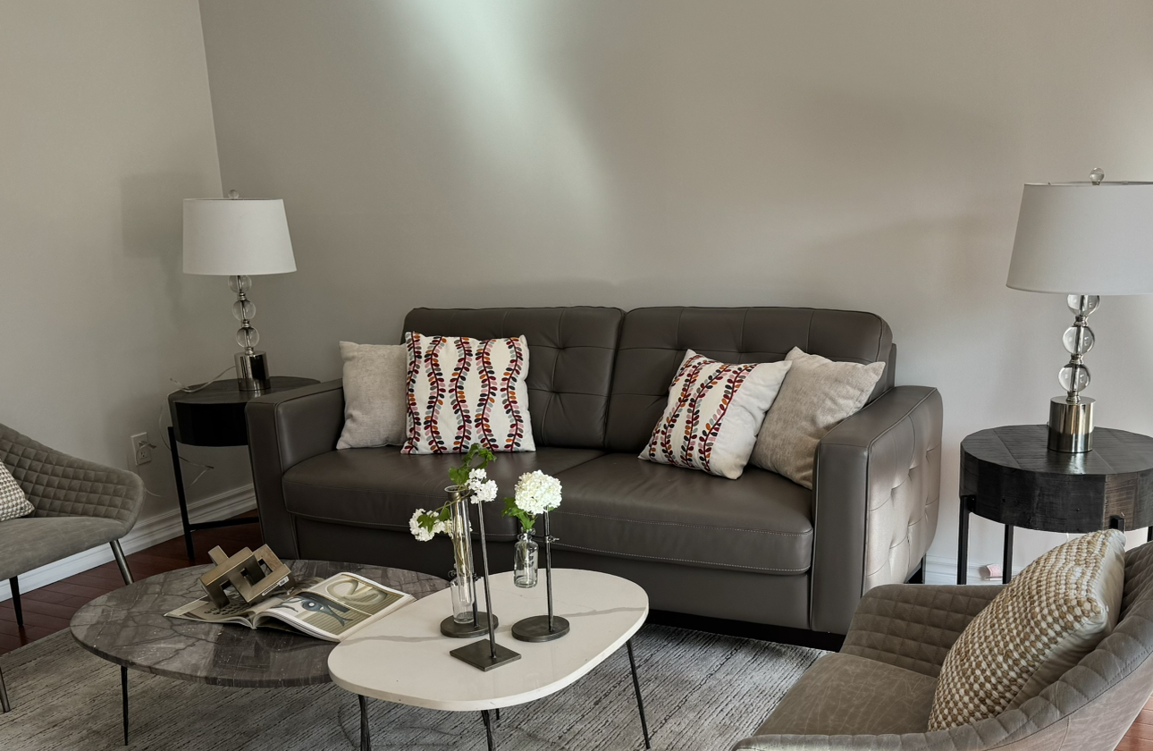 Leon's genuine leather sofas (2 sets) - photo 2