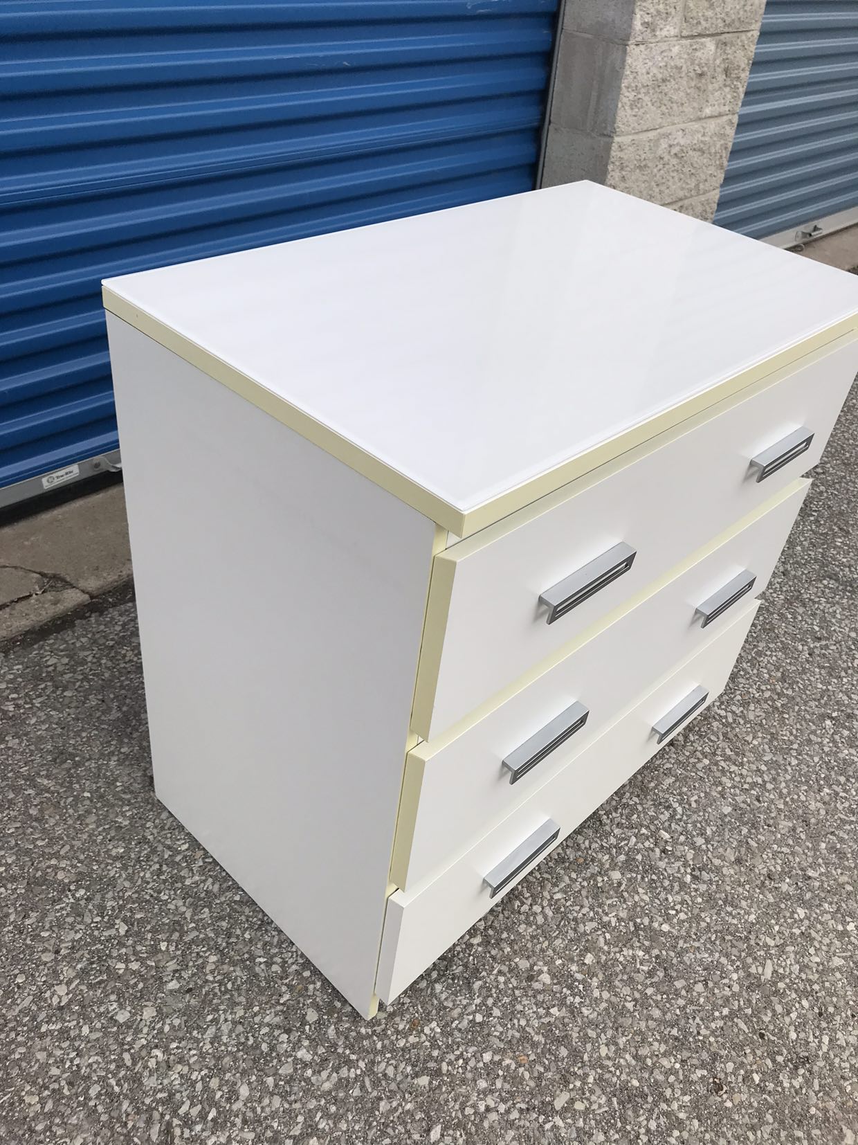 IKEA Bedroom Dresser White. - photo 3