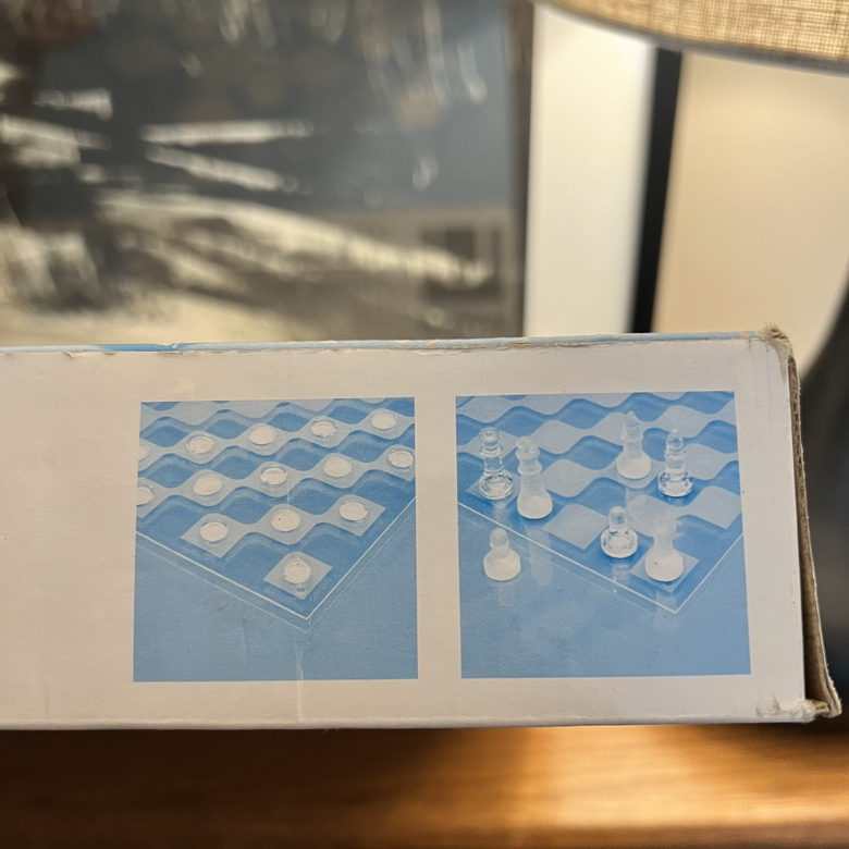 New Umbra Glass Chess/Cherboard Set - photo 2