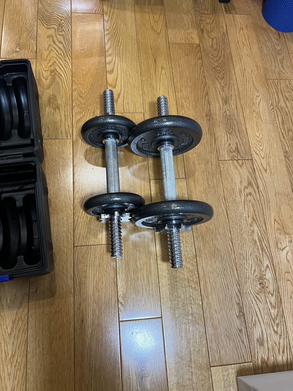 Adjustable Dumbells image indicator(3)