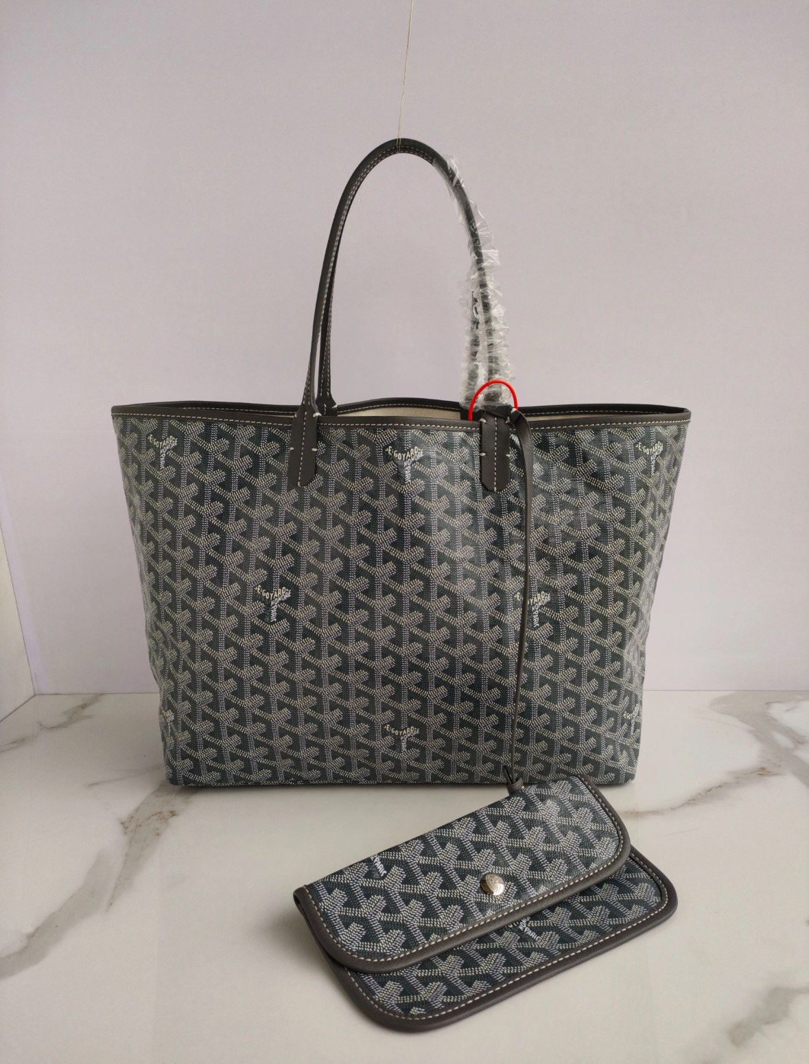 100% Authentic Goyard tote PM Brand new thumbnail