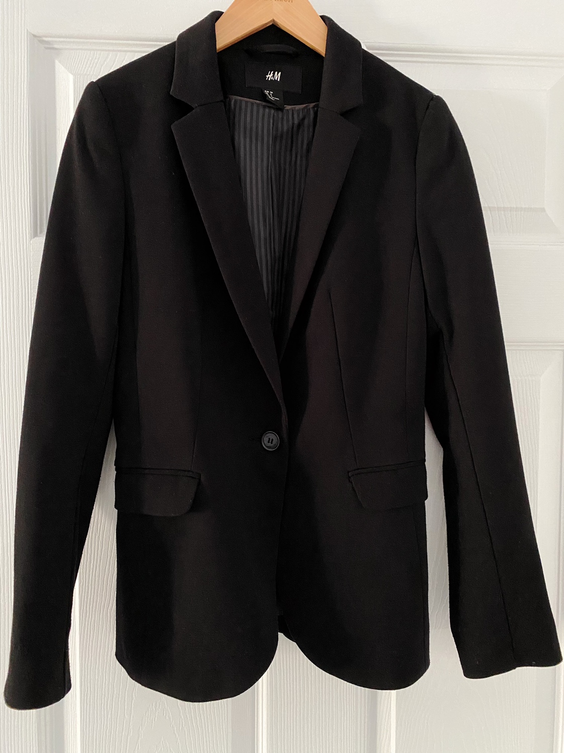 Women’s blazer thumbnail