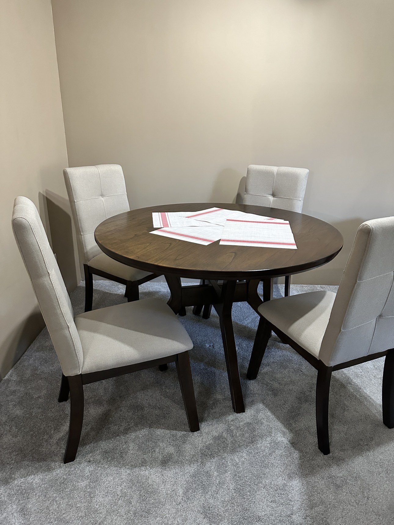 Chelsea Walnut Wooden Round Dining Table with 4 Beige Chairs - photo 2