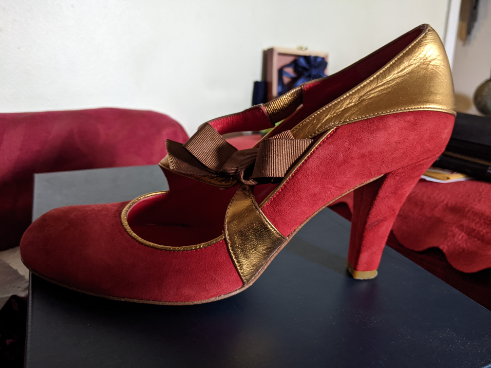 Vintage Red Pumps
