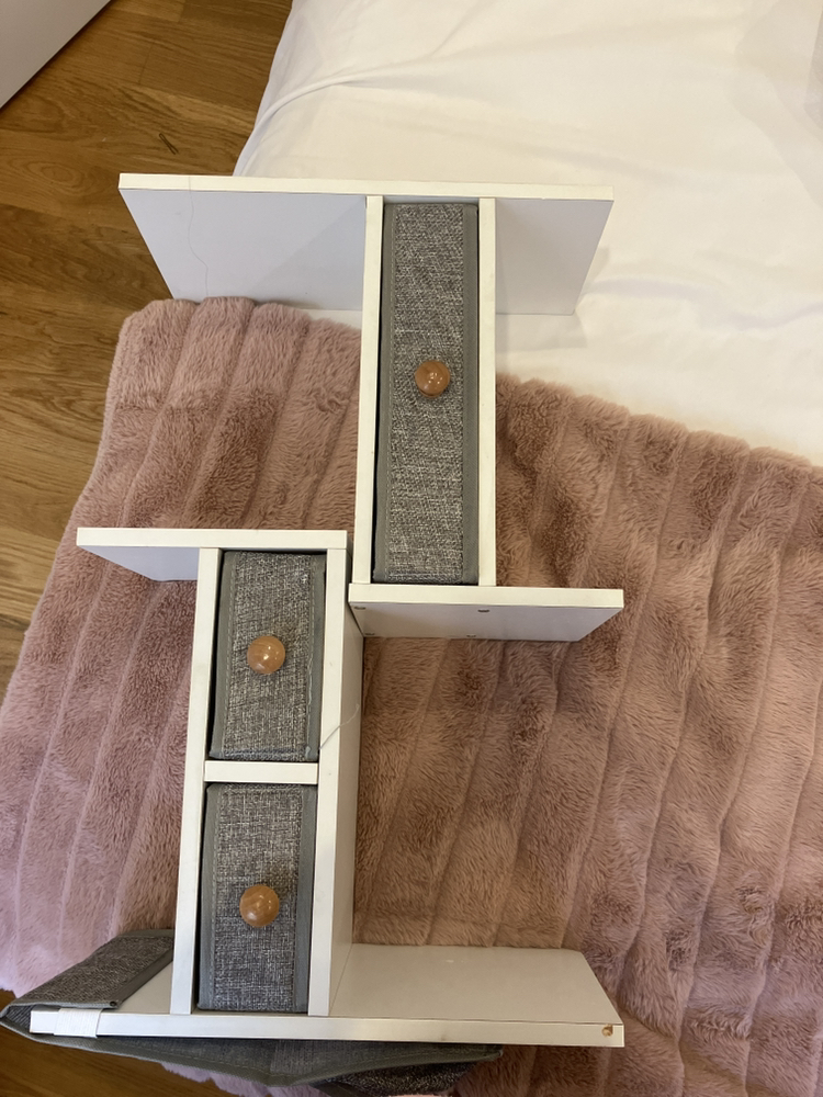 Desk organizer