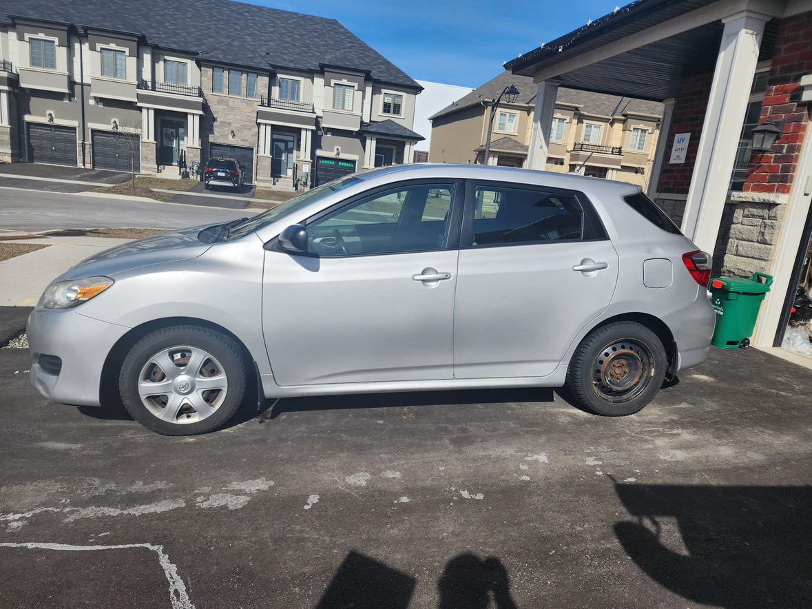 Toyota Matrix - photo 2