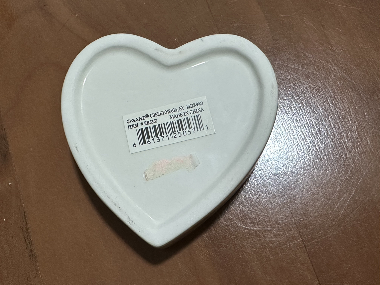 Ganz Heart-Shaped Red and White Ceramic Bowl "be mine” image indicator(5)