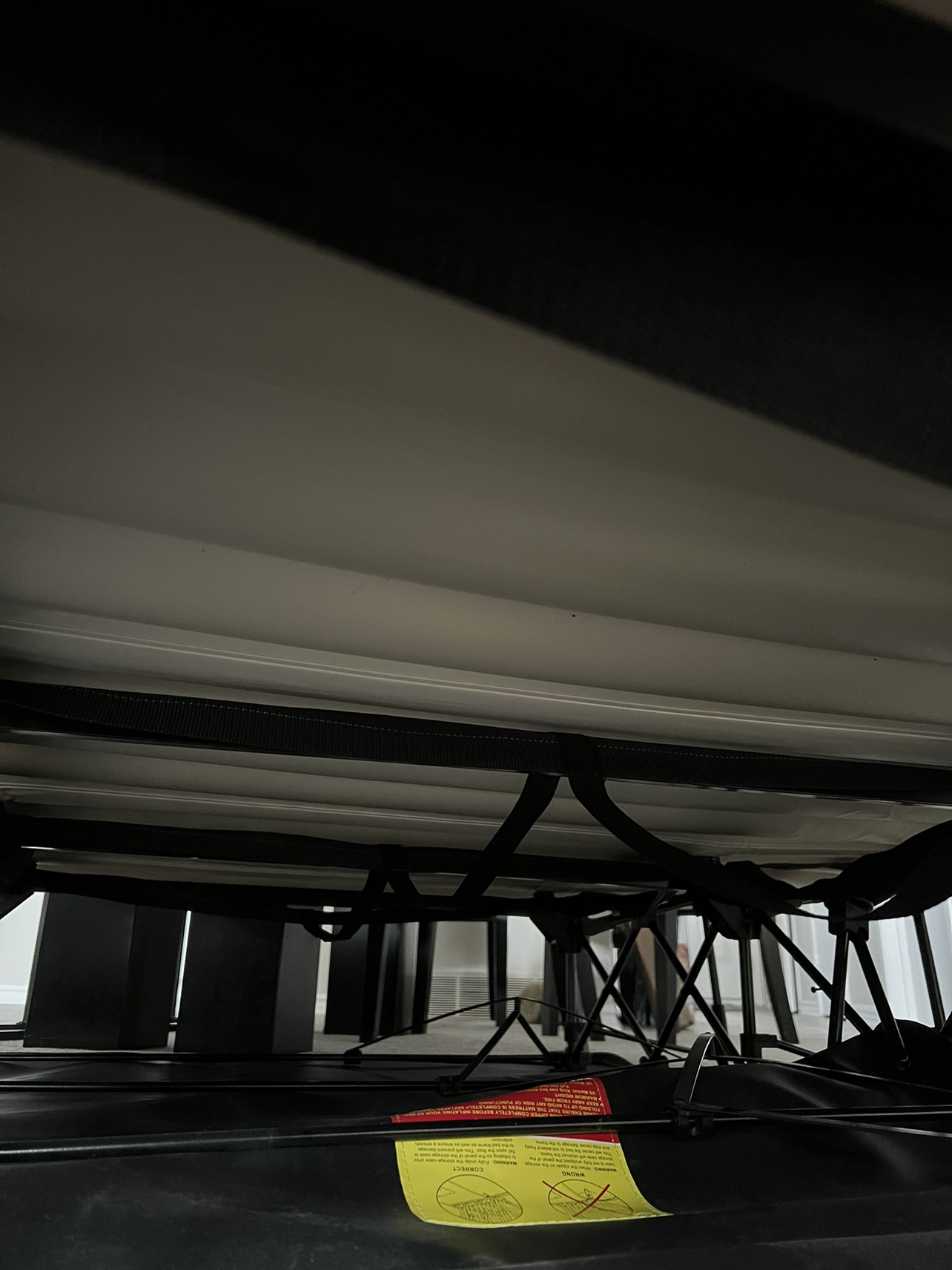 EZ Queen Air Mattress with Frame, Self-Inflate Air Bed image indicator(3)