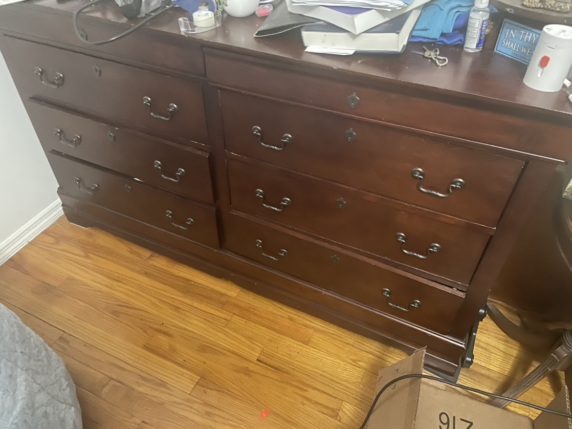 Oak drawer / dresser