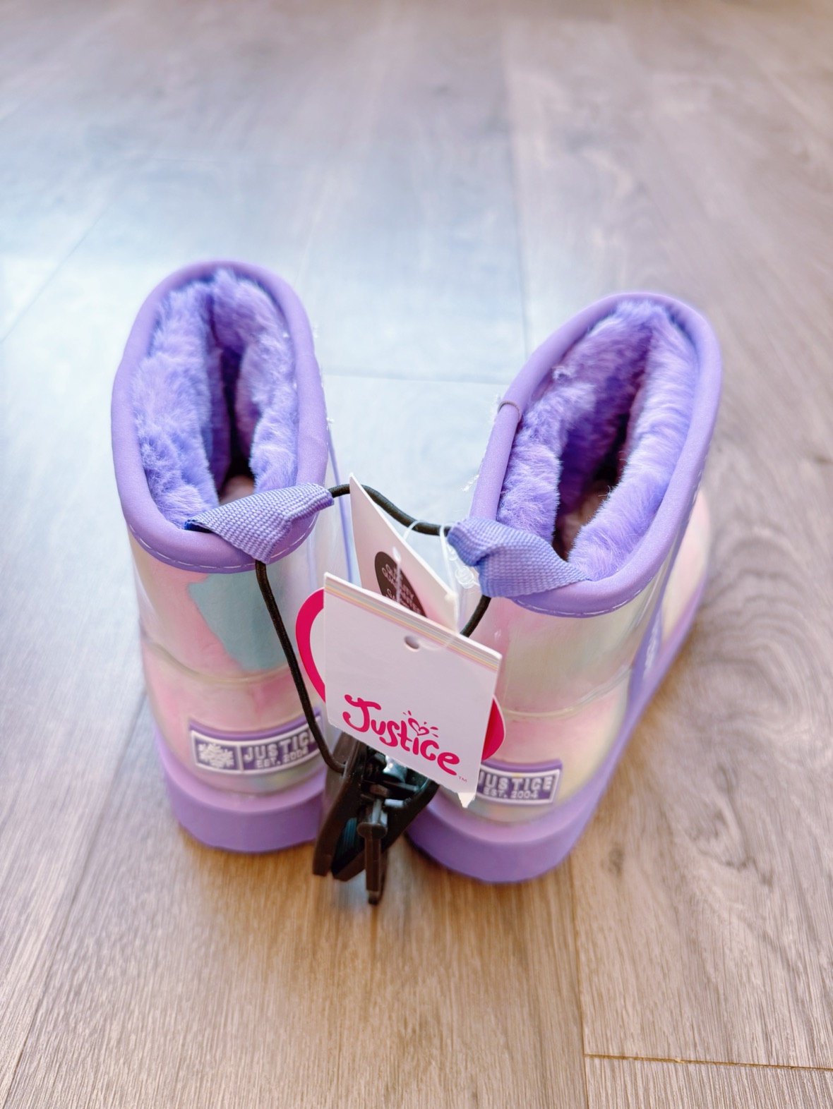 BNWT little girl water repellent boots with fur lining - photo 2