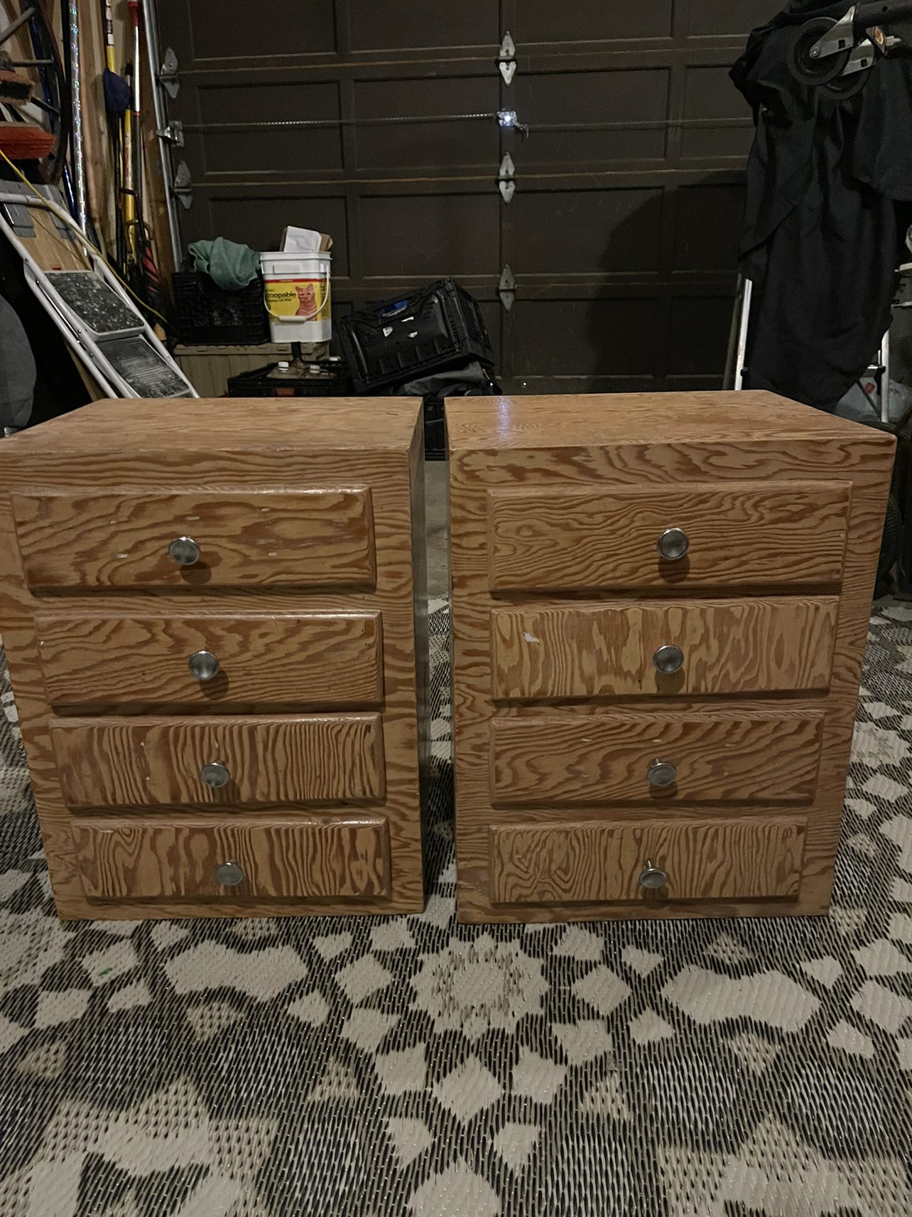 Set of 2 solid wood 4-drawer side tables