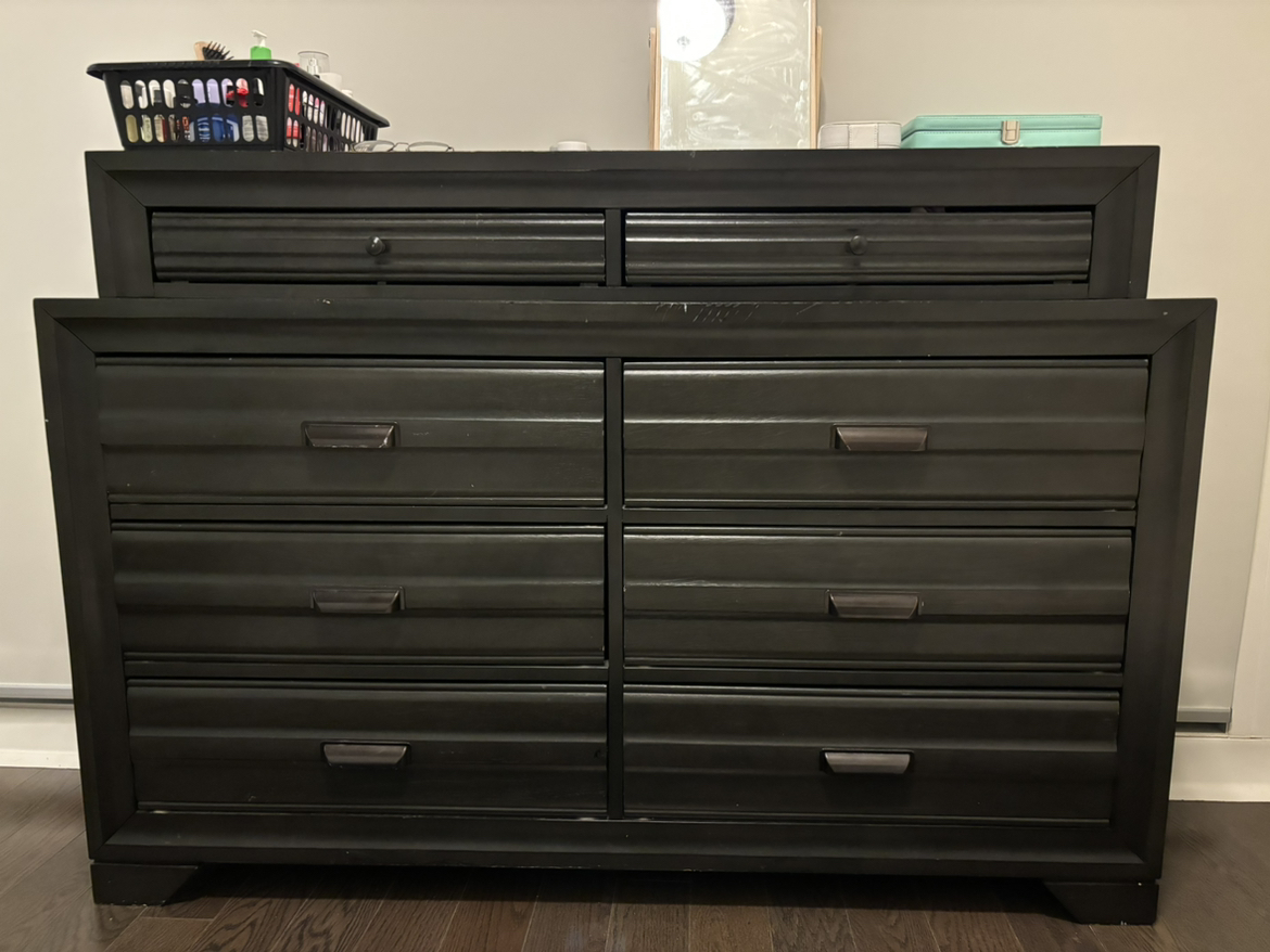 8 Drawer Dresser