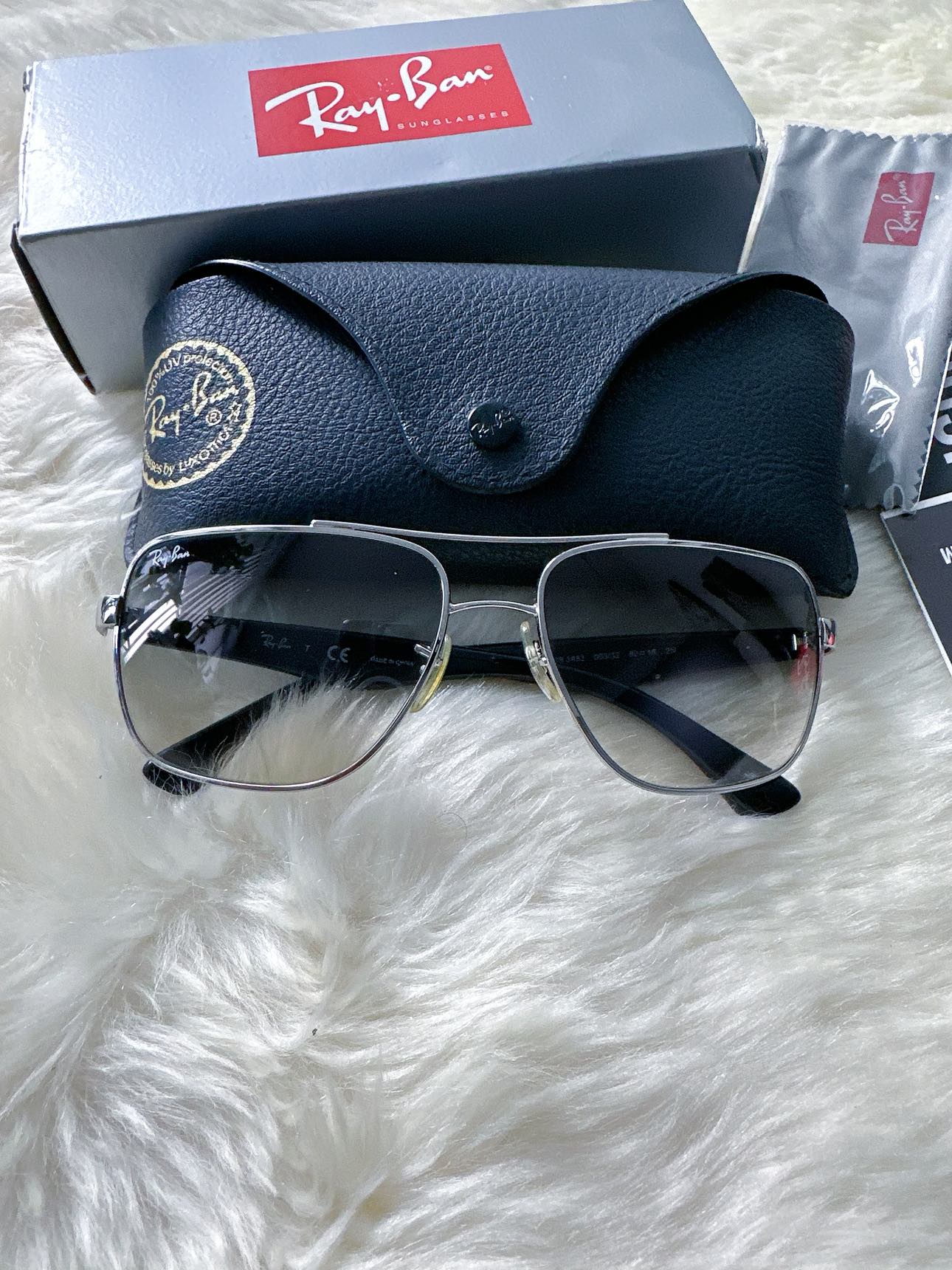 Ray-Ban Gunmetal Gray Lens 60 Unisex image indicator(6)