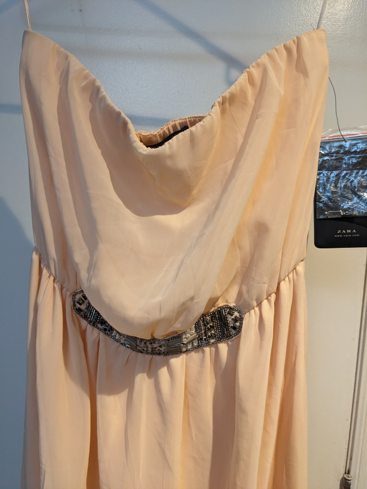 Gorgeous Brand New With Tag Size M Women Zara Dress image indicator(5)